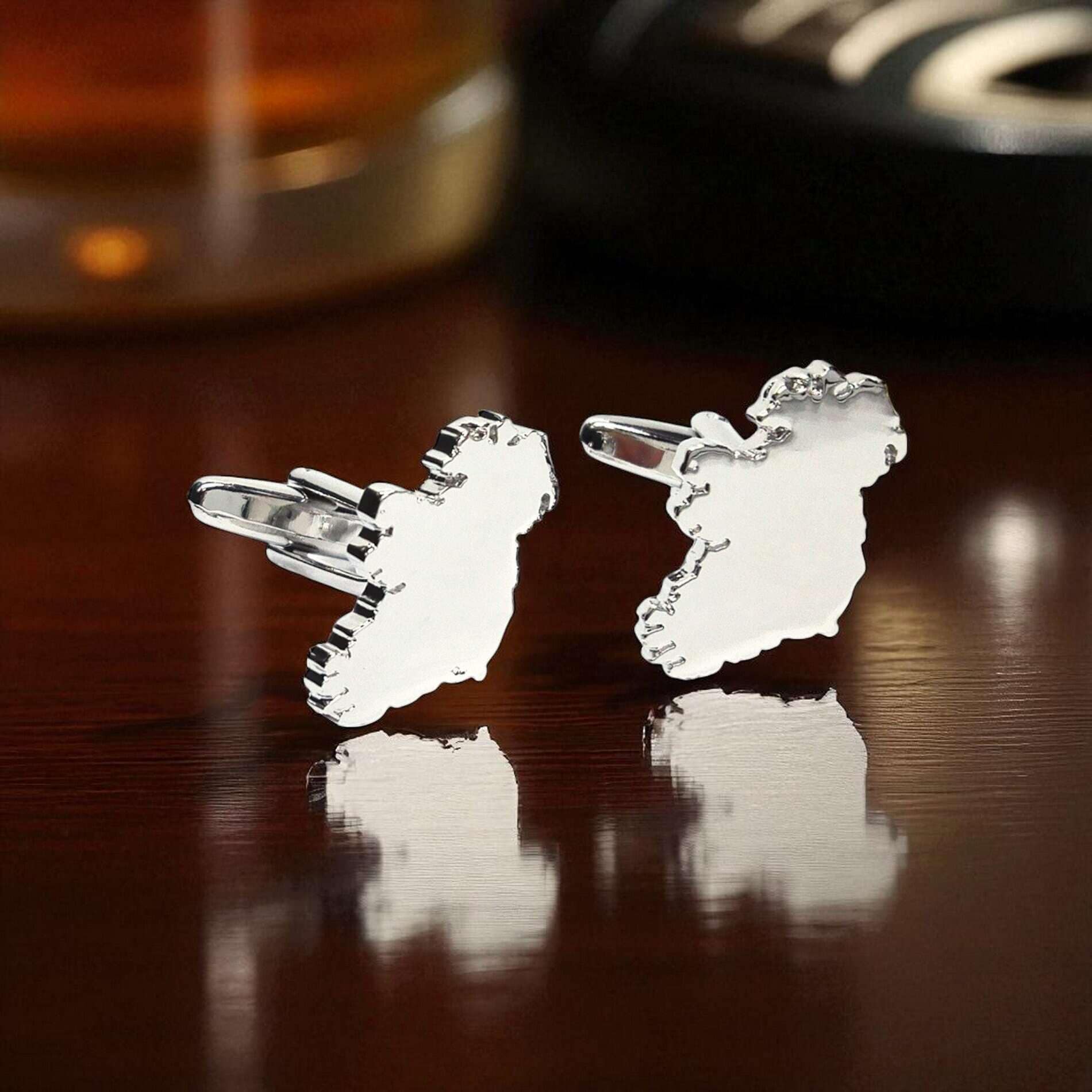 Map of Ireland Cufflinks – Silver Tone Irish Jewellery